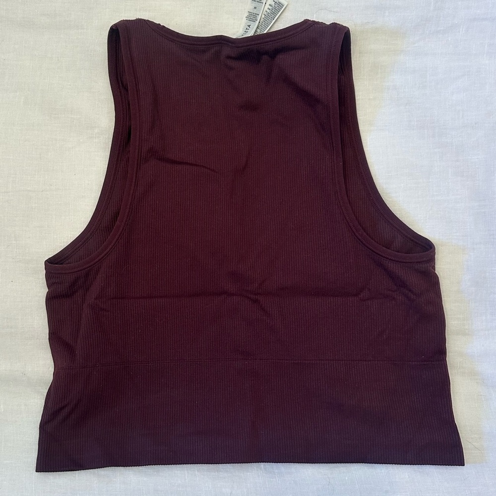 Athleta Burgundy Sleeveless Crop Top Medium - Picture 3 of 3